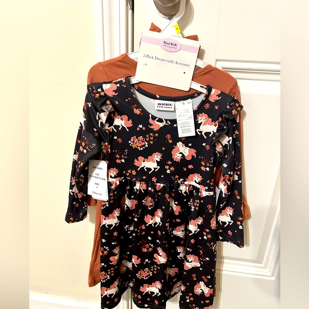 4T dresses W/hair accessories